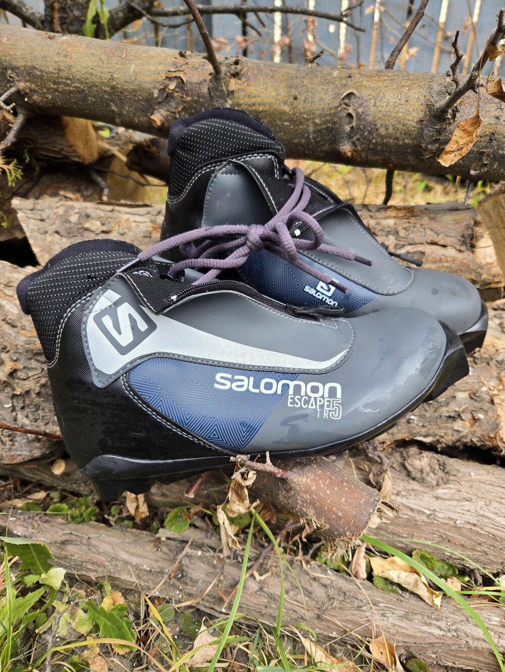 Salomon Escape TR5 Ski Boots Size Ms US 7.5